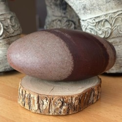 Shiva Lingam (12 cm) – Pierre sacrée de la Narmada - (M4)