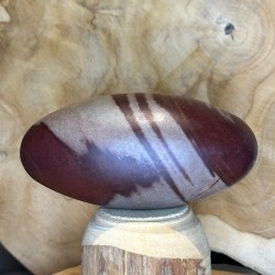 Shiva Lingam (12 cm) – Pierre sacrée de la Narmada - (M3)