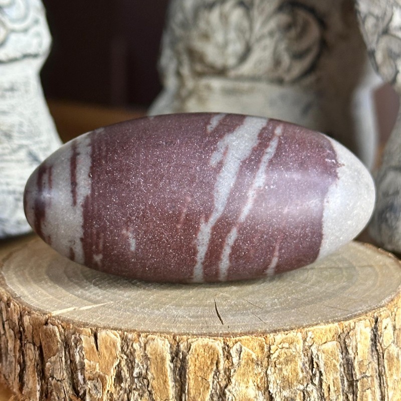 Shiva Lingam (7 à 8 cm) – Pierre sacrée de la Narmada (S6)
