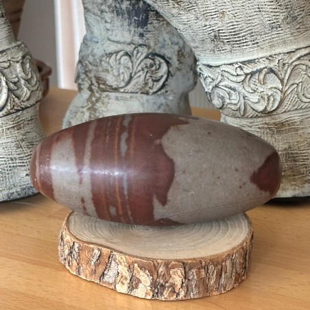 Shiva Lingam (12 cm) – Pierre sacrée de la Narmada - (M4)