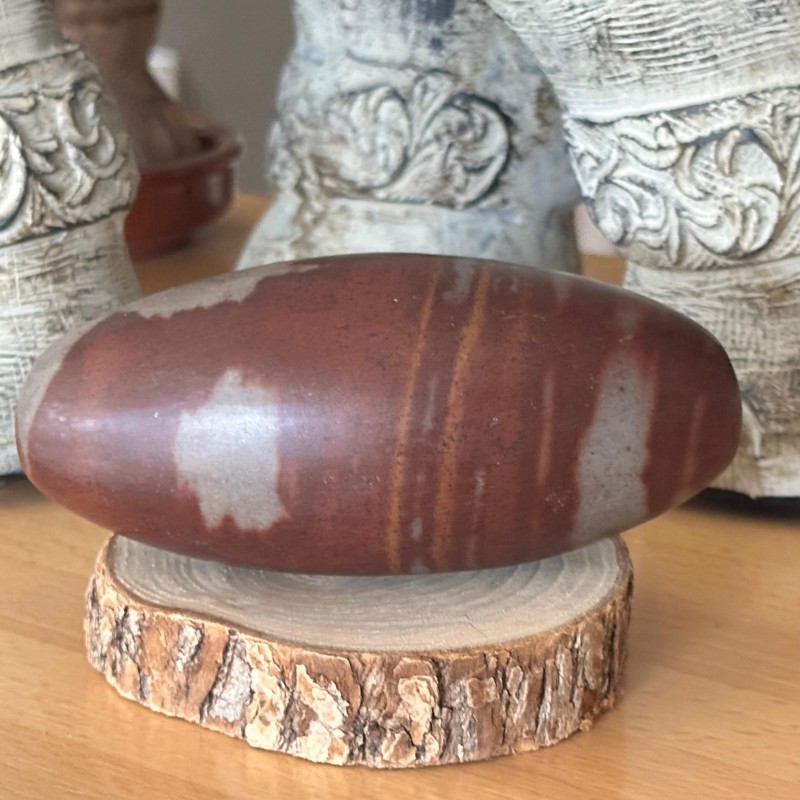 Shiva Lingam (12 cm) – Pierre sacrée de la Narmada - (M4)