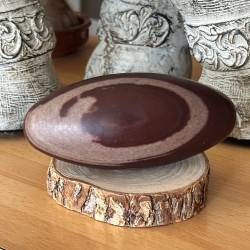 Shiva Lingam (12 cm) – Pierre sacrée de la Narmada - (M5)