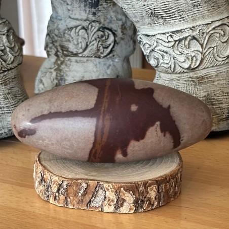 Shiva Lingam (13 cm) – Pierre sacrée de la Narmada - (M6)