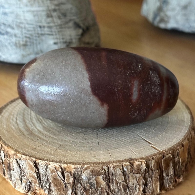 Shiva Lingam (7 à 8 cm) – Pierre sacrée de la Narmada S0