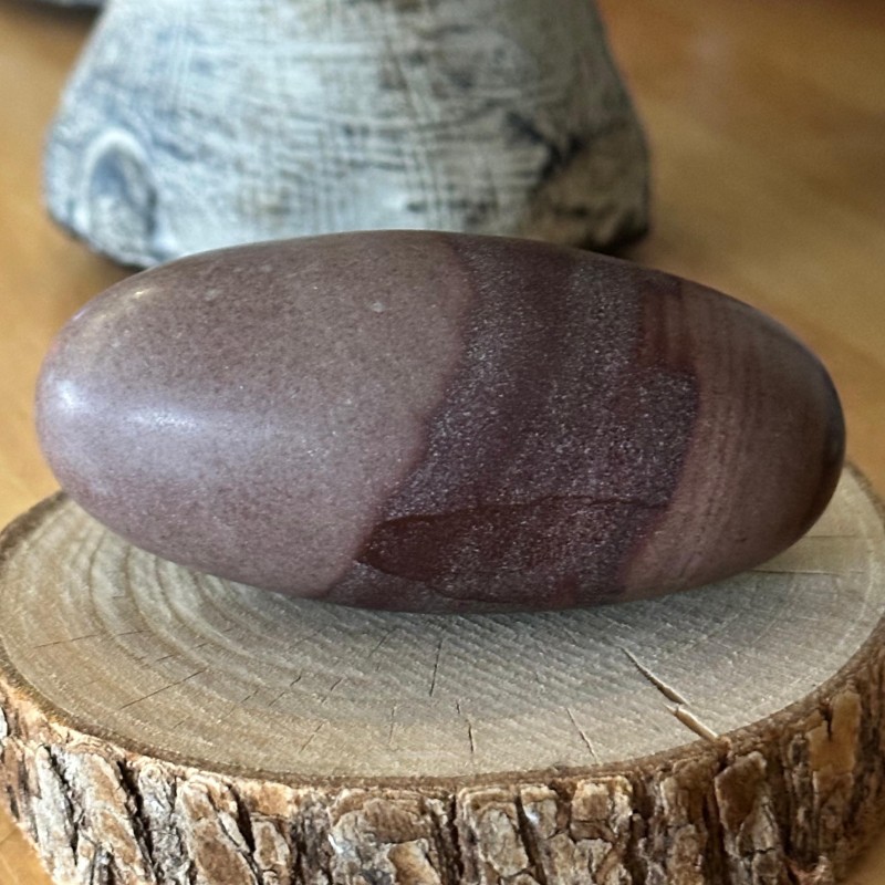 Shiva Lingam (7 à 8 cm) – Pierre sacrée de la Narmada S6