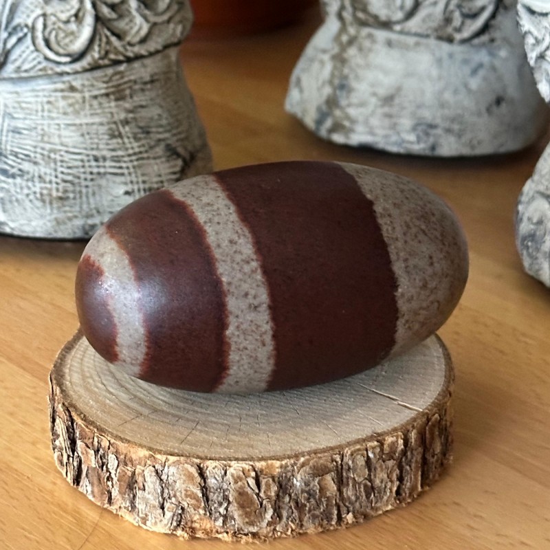Shiva Lingam (9 cm) – Pierre sacrée de la Narmada S4