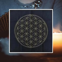 Nappe de carte ou de cristaux -  Fleur de Vie - noire