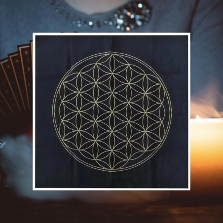 Nappe de carte ou de cristaux -  Fleur de Vie - noire