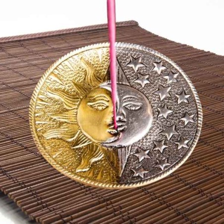 Porte-Encens Soleil & Lune en Métal Blanc – Harmonie Spirituelle (2)