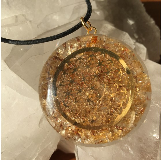 Pendentif Orgone Citrine & Fleur de vie - avec fil noir