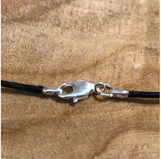 Collier fil en cuir NOIR avec fermoir - 45 cm