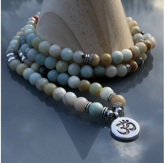 Mala  en Amazonite - élastique - avec Om