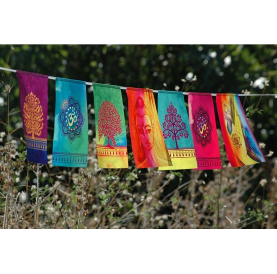 Drapeaux  MIX Bouddha -  Ohm - Arbre de vie sur corde