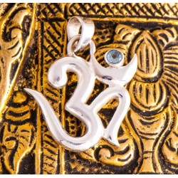 Pendentif OHM AUM OM - argent 925 - avec topaze bleue