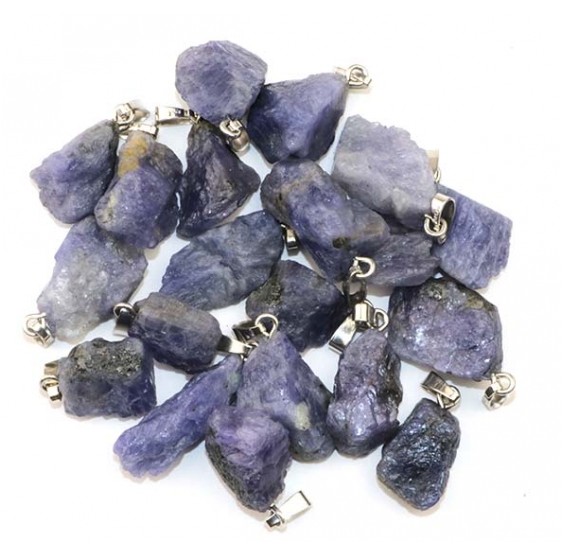 Pendentif Tanzanite brut avec 925 boucle d'argent