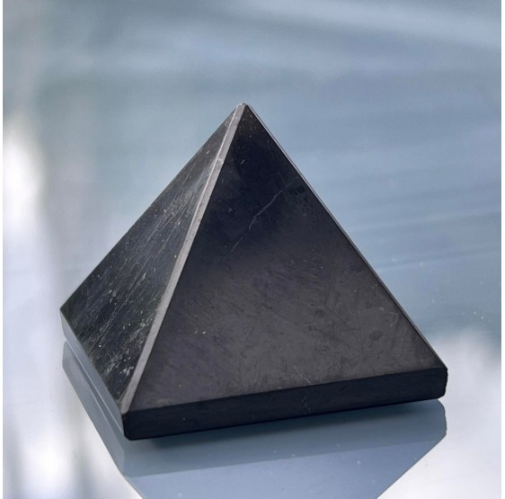 Pyramide Shungite 4 cm