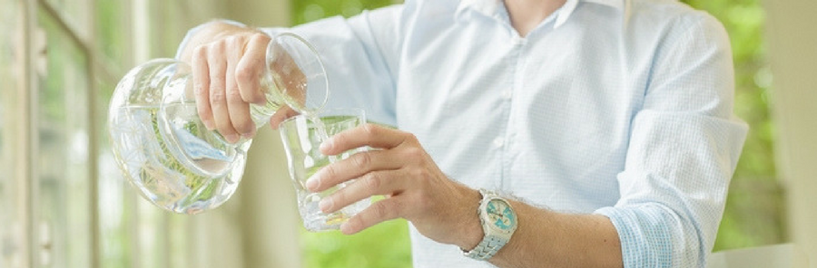 Carafes, verres et sous verres